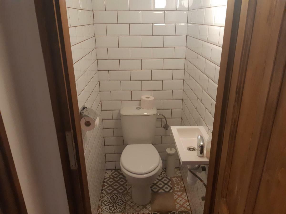 2 Bedroom Apartment Near Heroes Square Budapeste Exterior foto